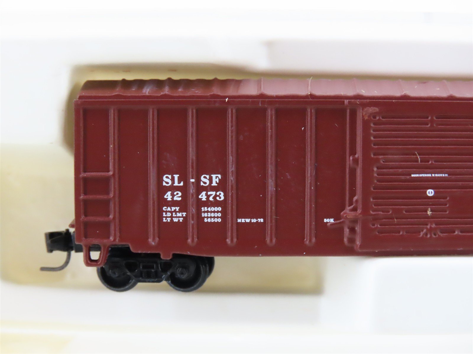 Z Scale Kadee Micro-Trains MTL 14206-2 SLSF Frisco 40' Rib Side Boxcar #42473