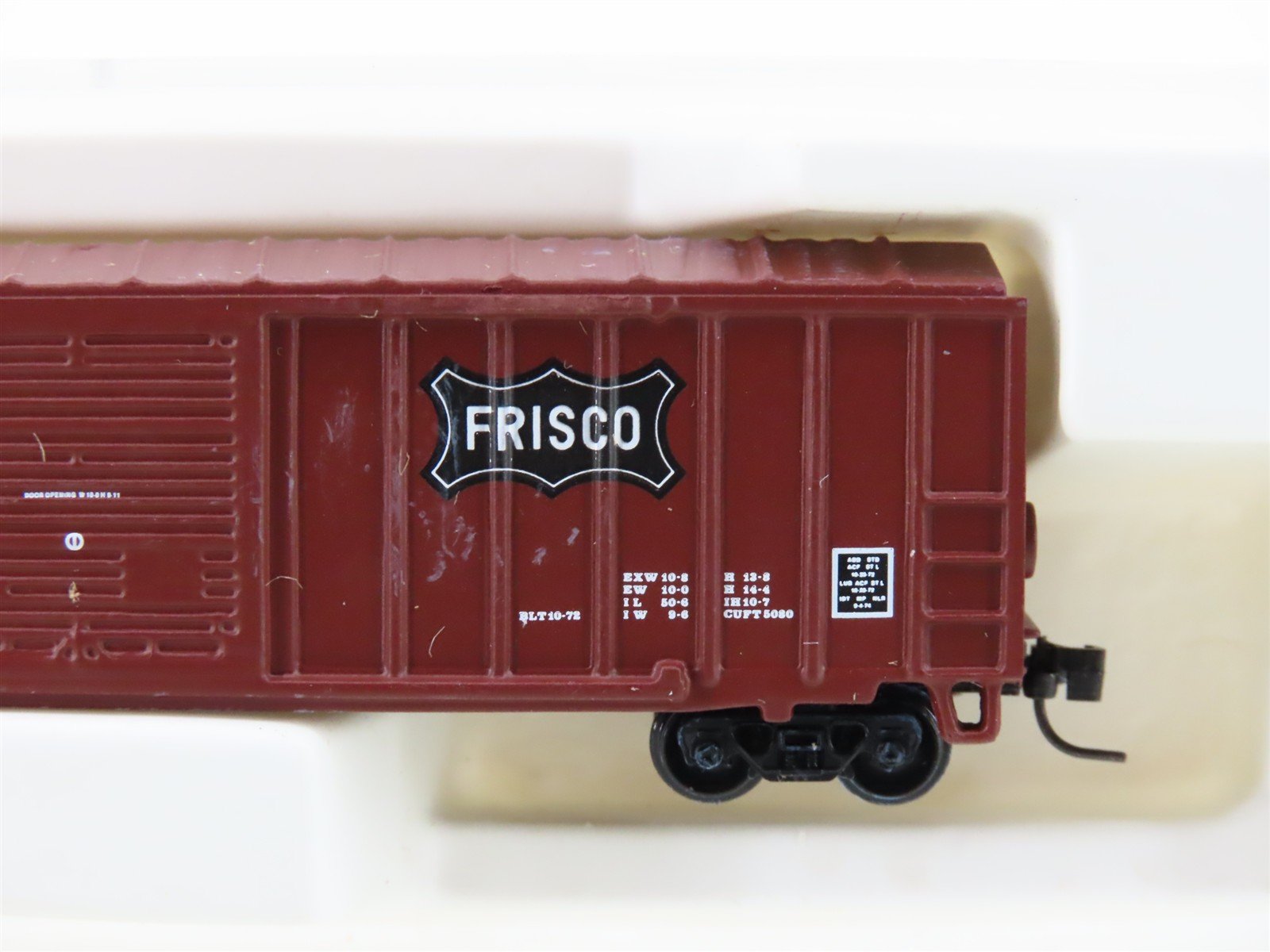 Z Scale Kadee Micro-Trains MTL 14206-2 SLSF Frisco 40' Rib Side Boxcar #42473