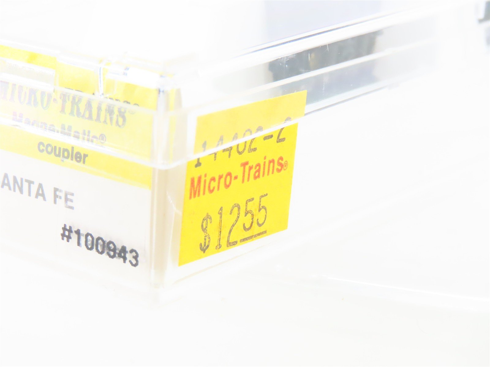 Z Scale Micro-Trains MTL 14402-2 ATSF Santa Fe 39' Single Dome Tankcar #100943