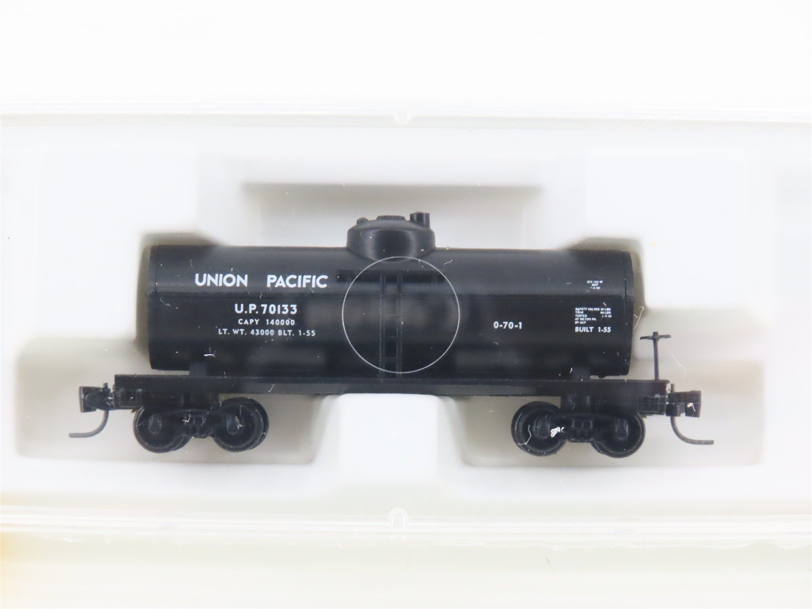 Z Scale Micro-Trains MTL 14405-2 UP Union Pacific Single Dome Tankcar #70133