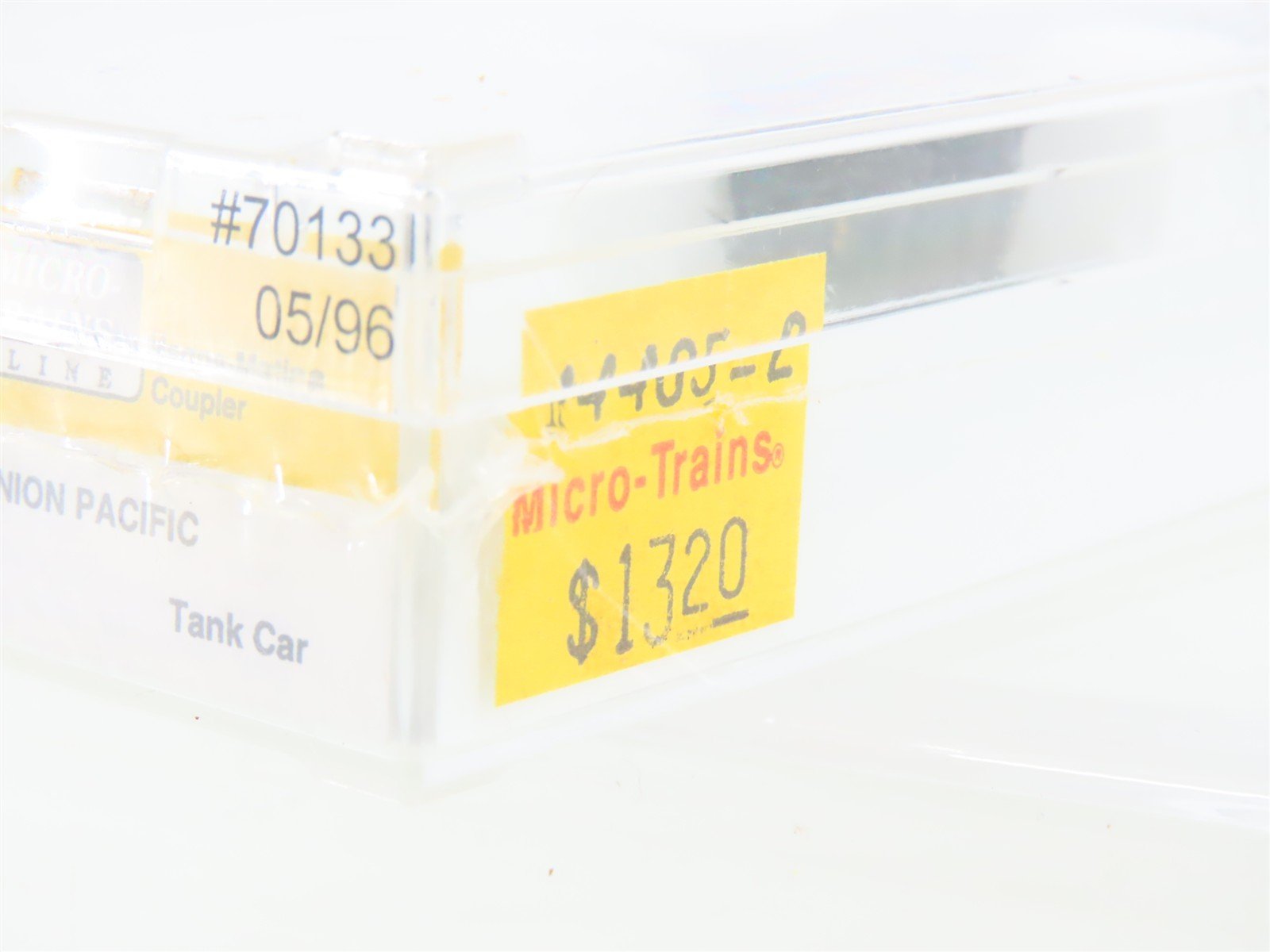 Z Scale Micro-Trains MTL 14405-2 UP Union Pacific Single Dome Tankcar #70133