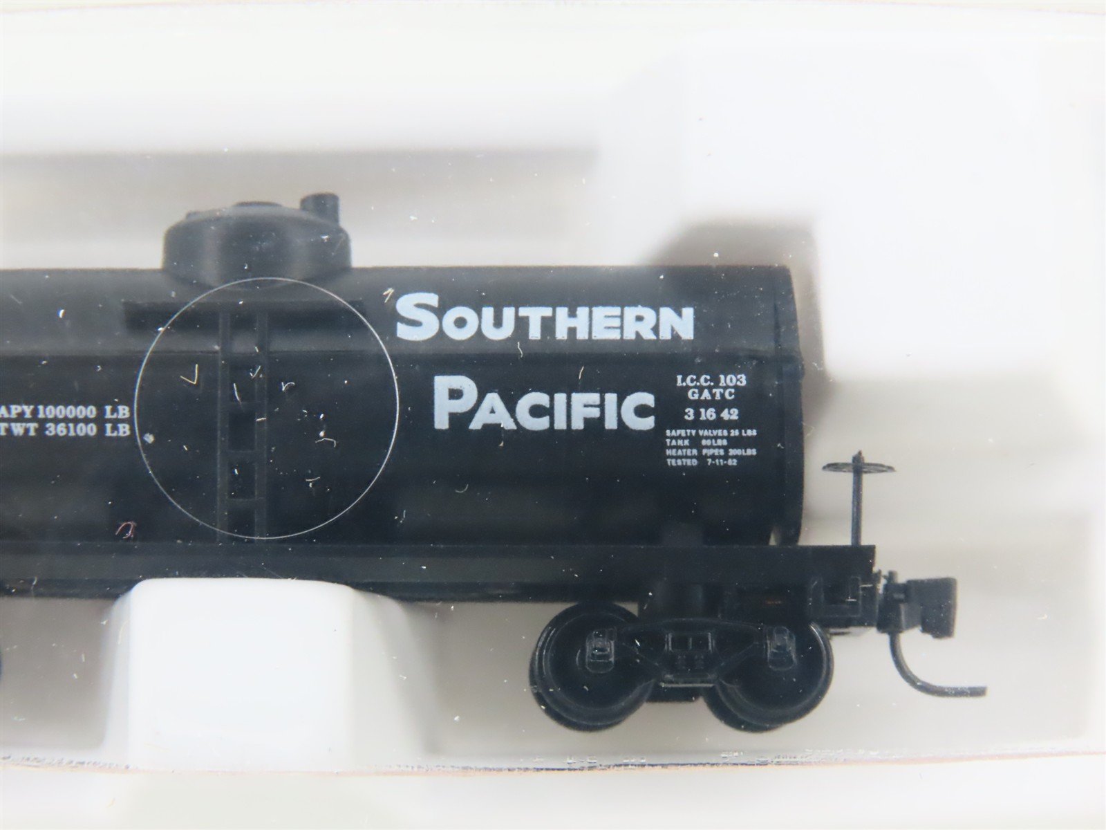 Z Scale Micro-Trains MTL 14408-2 SP Southern Pacific Single Dome Tankcar #60170