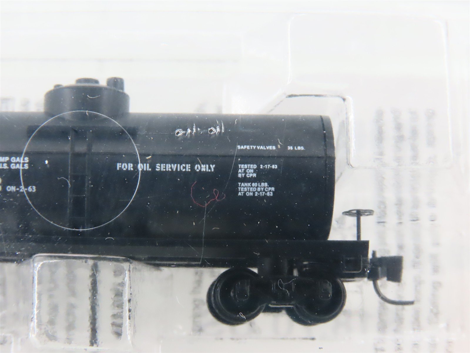 Z Micro-Trains MTL 14420-2 CP Canadian Pacific 39' Single Dome Tankcar #389593
