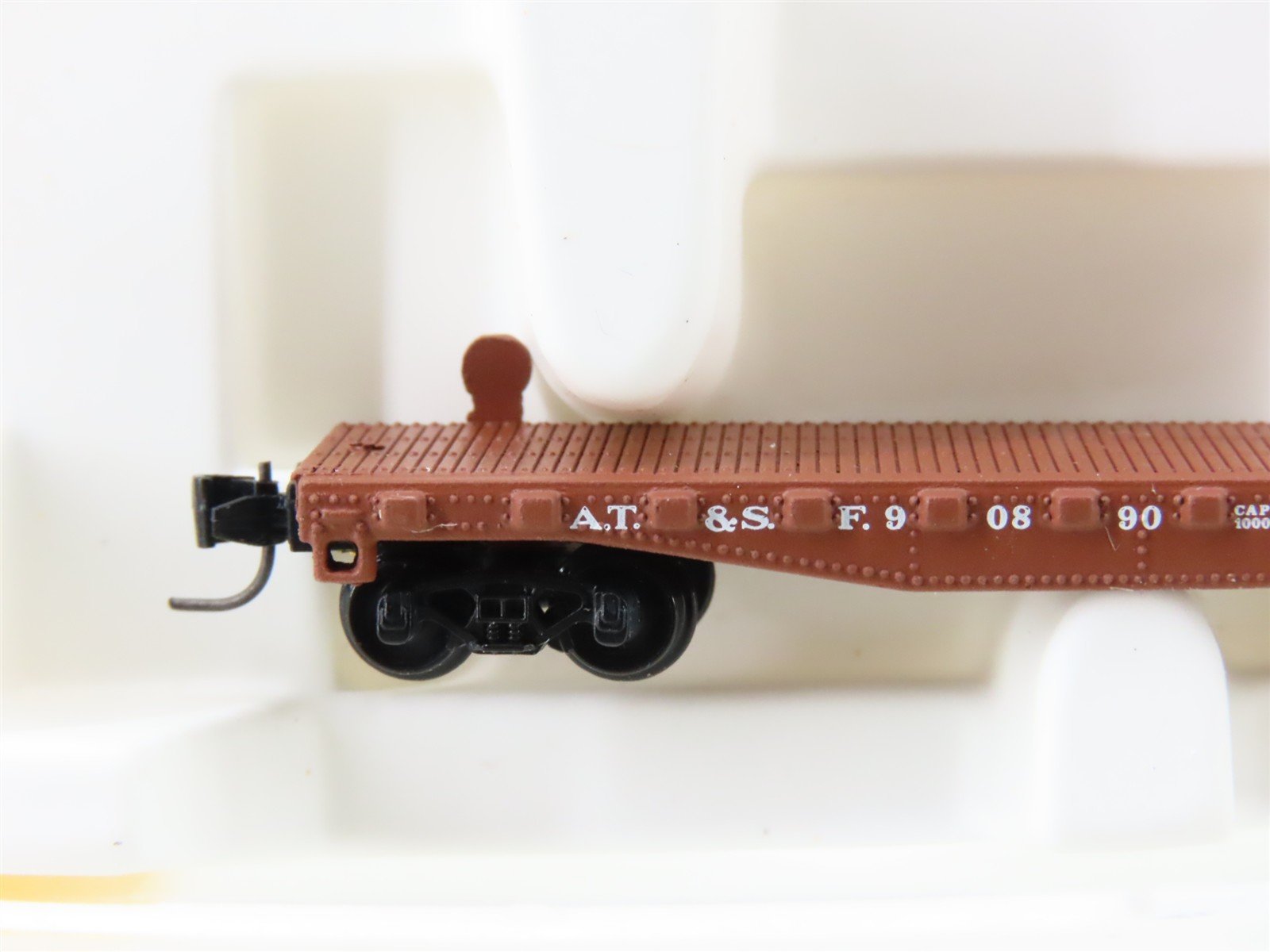 Z Scale Micro-Trains MTL 14502-2 ATSF Santa Fe Flatcar #90890