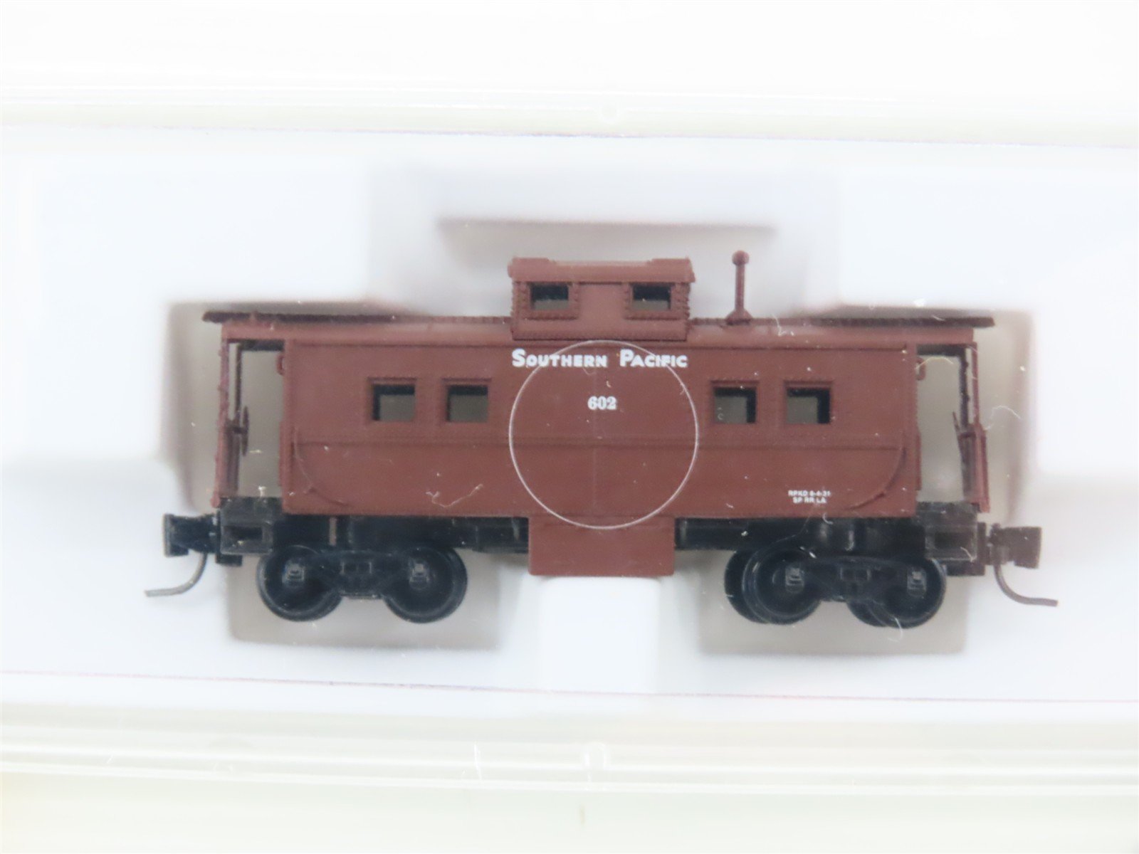 Z Scale Micro-Trains MTL 14711-2 SP Southern Pacific Caboose #602