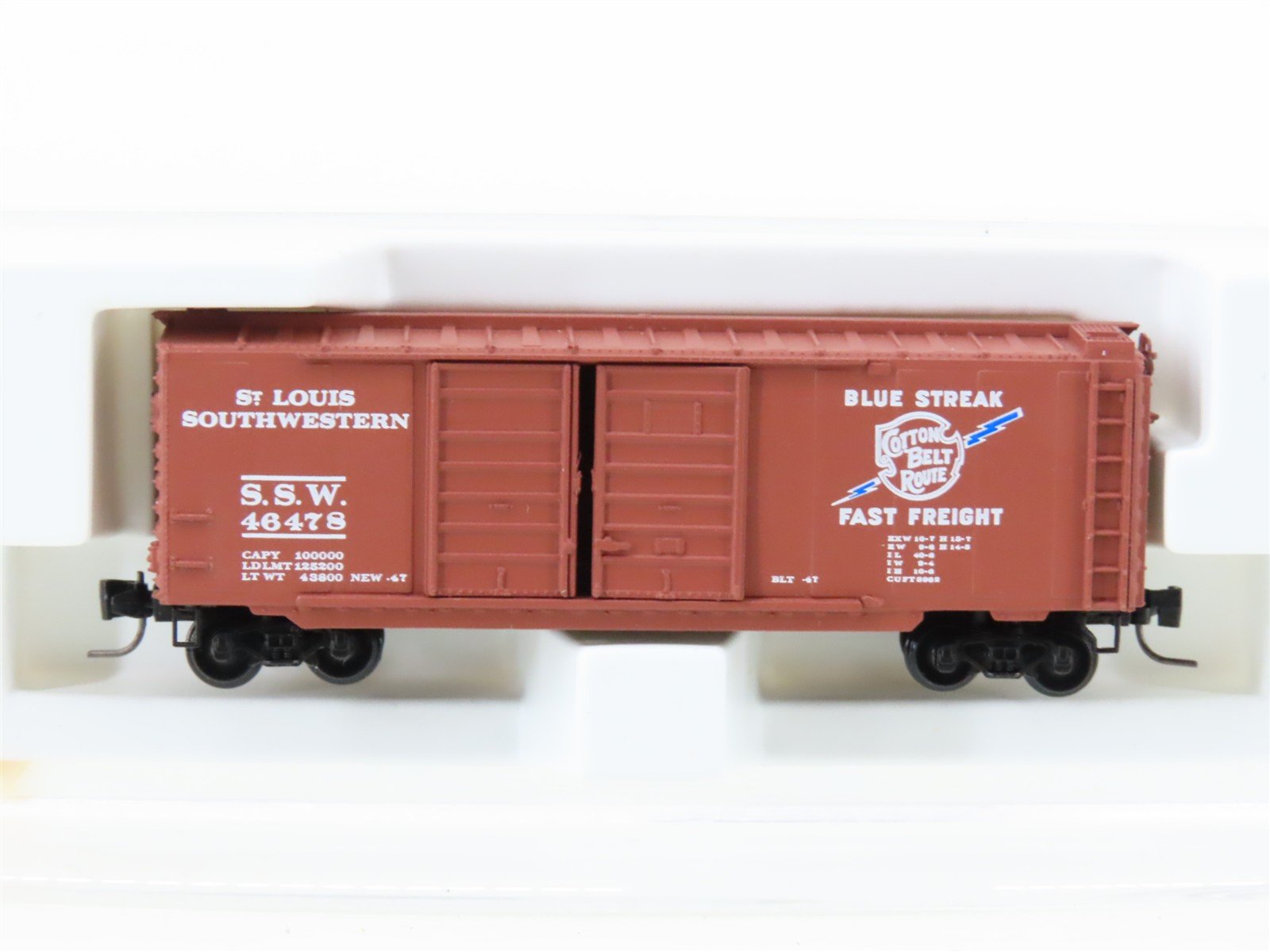 Z Kadee Micro-Trains MTL 14804-2 SSW Cotton Belt Blue Streak 40' Boxcar #46478