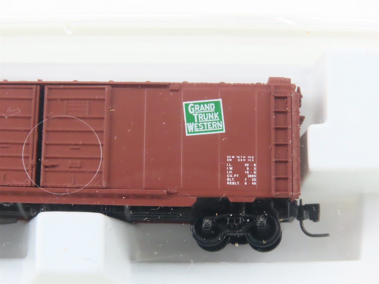 Z Micro-Trains MTL 14815-2 GTW Grand Trunk Western 40' Automobile Boxcar #585881