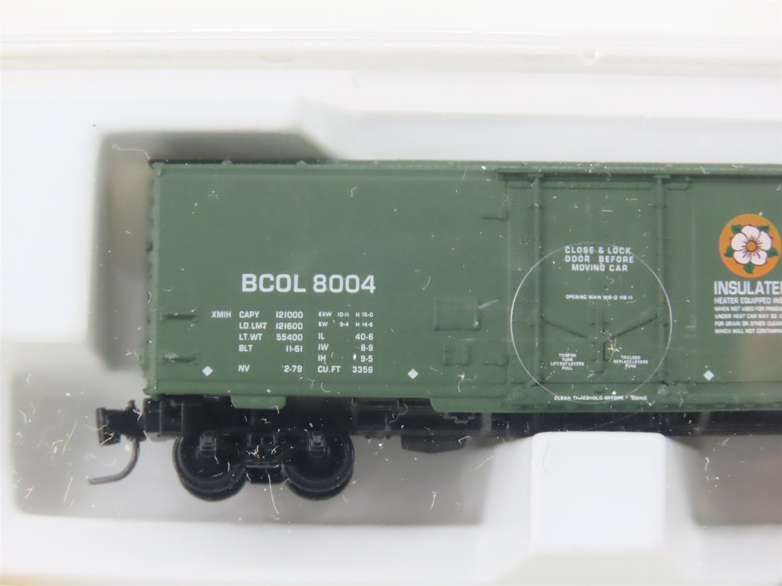 Z Scale Micro-Trains MTL 14916-2 BCOL British Columbia 40' Boxcar #8004
