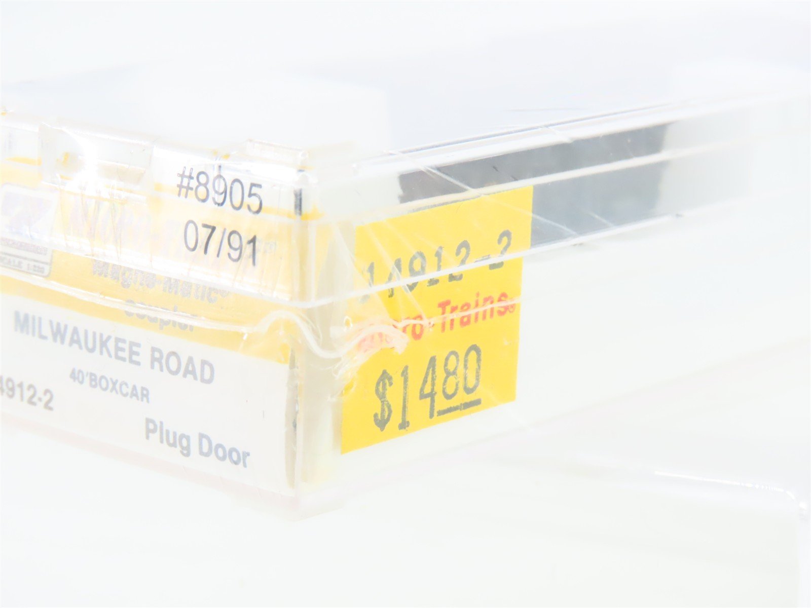 Z Scale Micro-Trains MTL 14912-2 MILW Milwaukee Road 40' Boxcar #8905