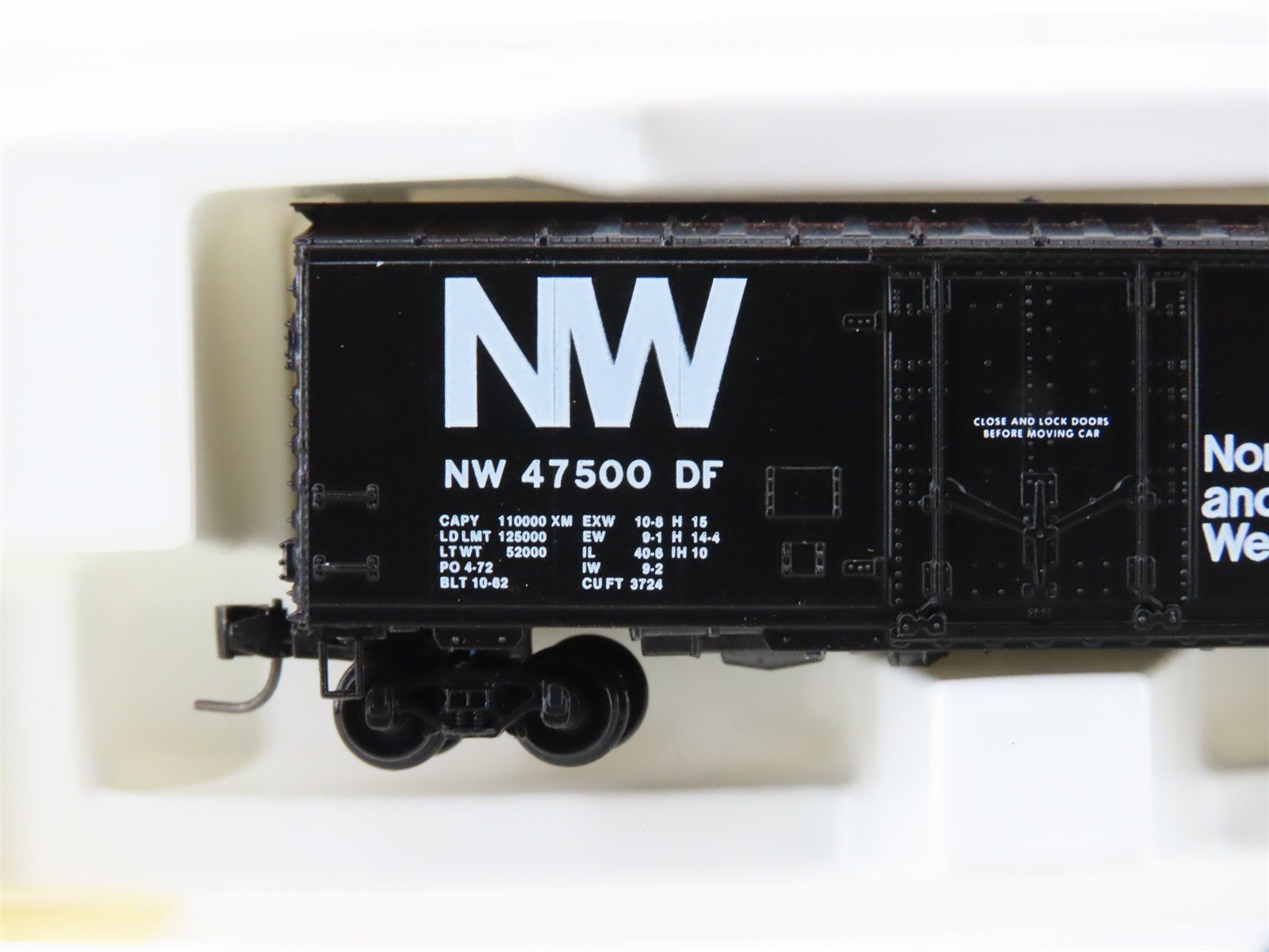 Z Scale Kadee Micro-Trains MTL 14910-2 N&W Norfolk & Western 40' Boxcar #47500