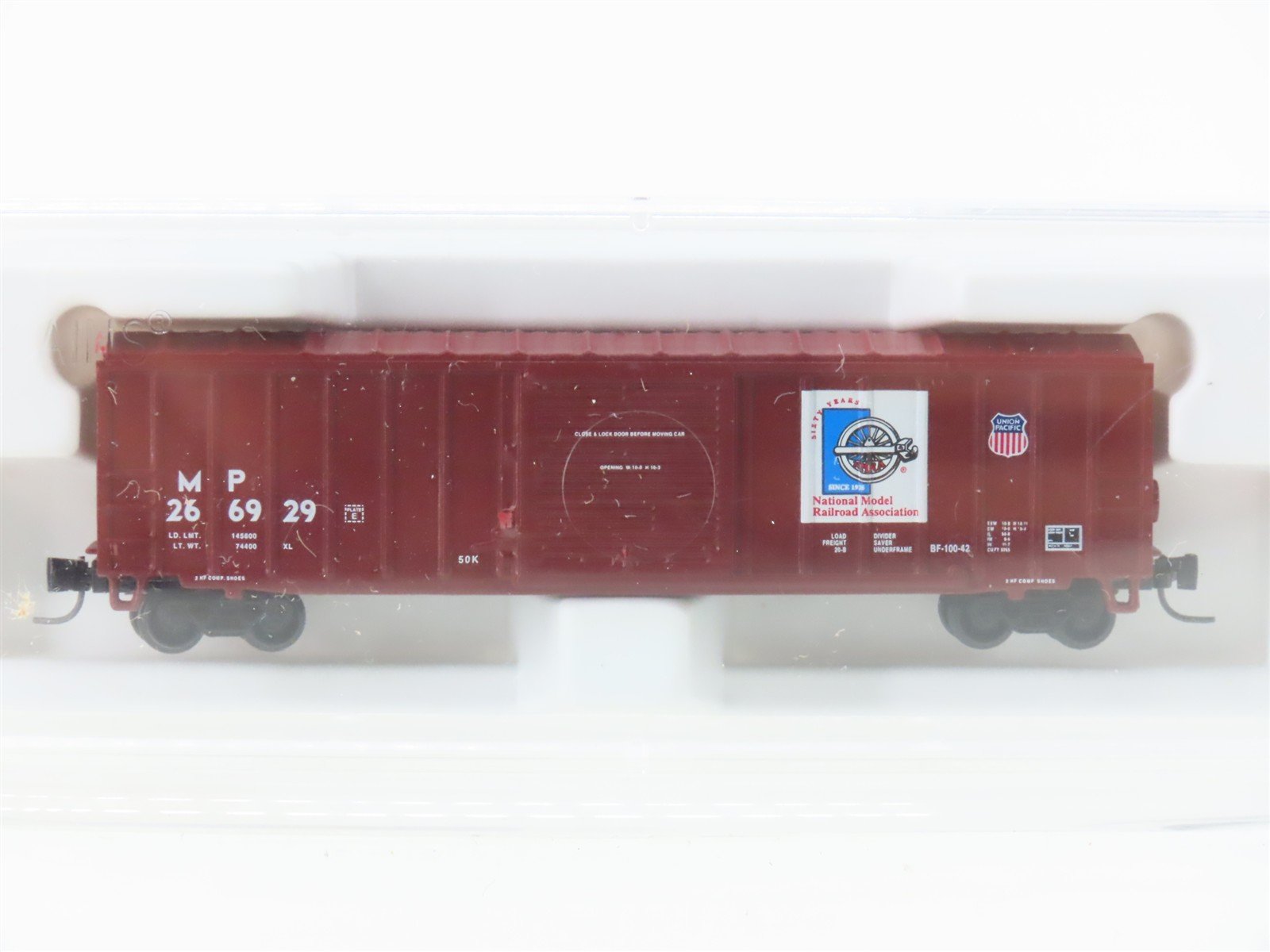 Z Scale Micro-Train MTL NMRA 1935-1995 60th Anniversary MP/UP Boxcar #266929