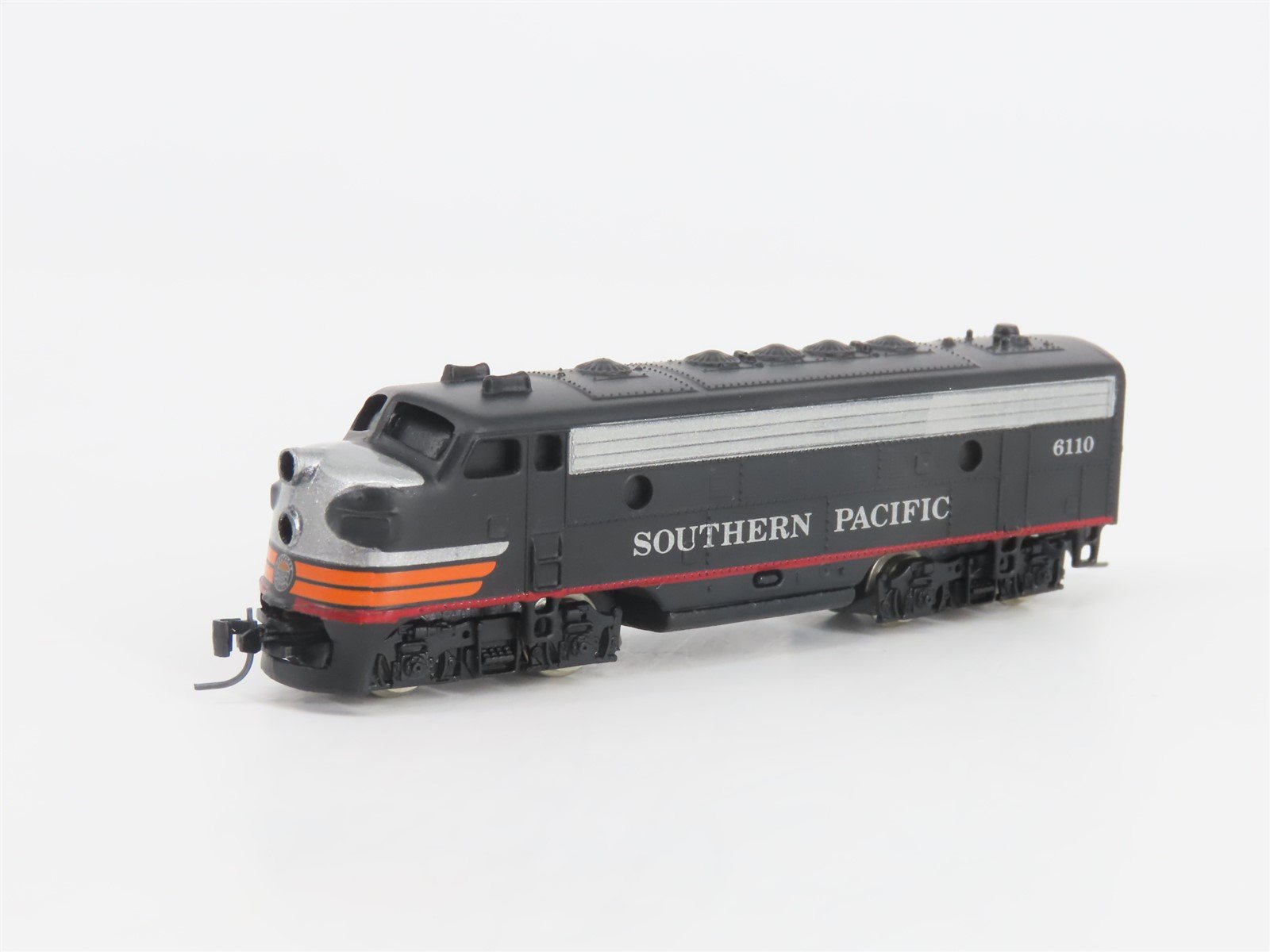 Z Scale Micro-Trains MTL 14004-2 SP Southern Pacific F7A Diesel Locomotive #6110