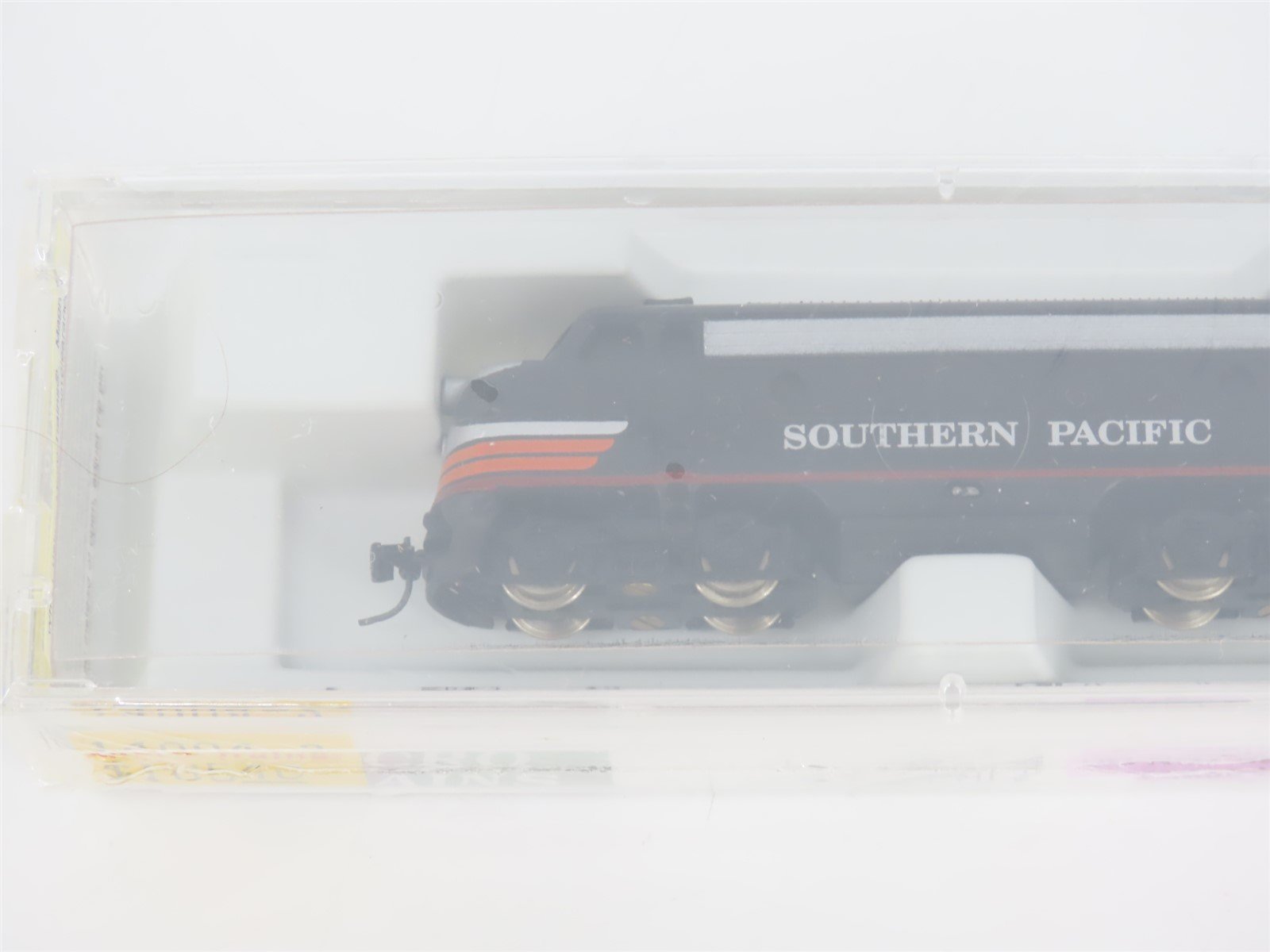 Z Micro-Trains MTL 14004-2 SP Southern Pacific F7A Diesel Loco #6110 SEALED