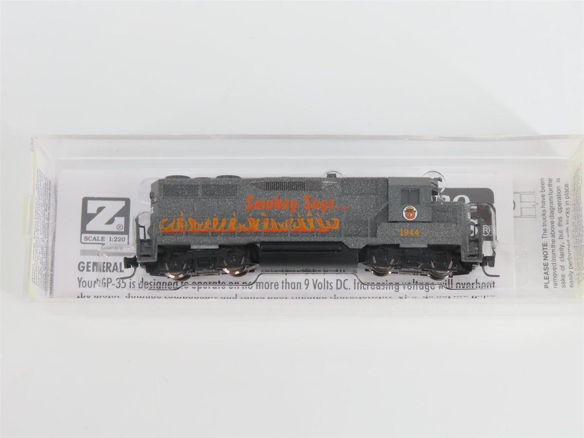 Z Scale Micro-Trains MTL 98101520 SBX Smokey Bear GP35 Diesel Locomotive #1944