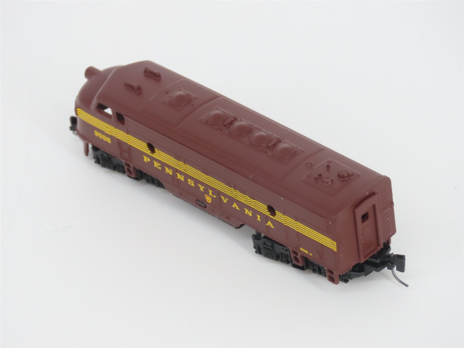 Z Scale Micro-Trains MTL 12002-2 PRR Pennsylvania F7A Diesel #9506 UNPOWERED