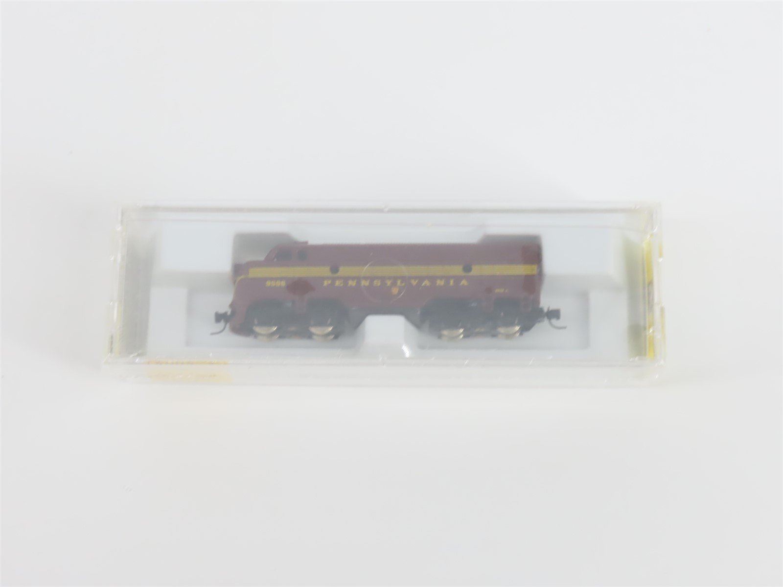Z Micro-Trains MTL 12002-2 PRR Pennsylvania F7A Diesel #9506 Sealed/UNPOWERED