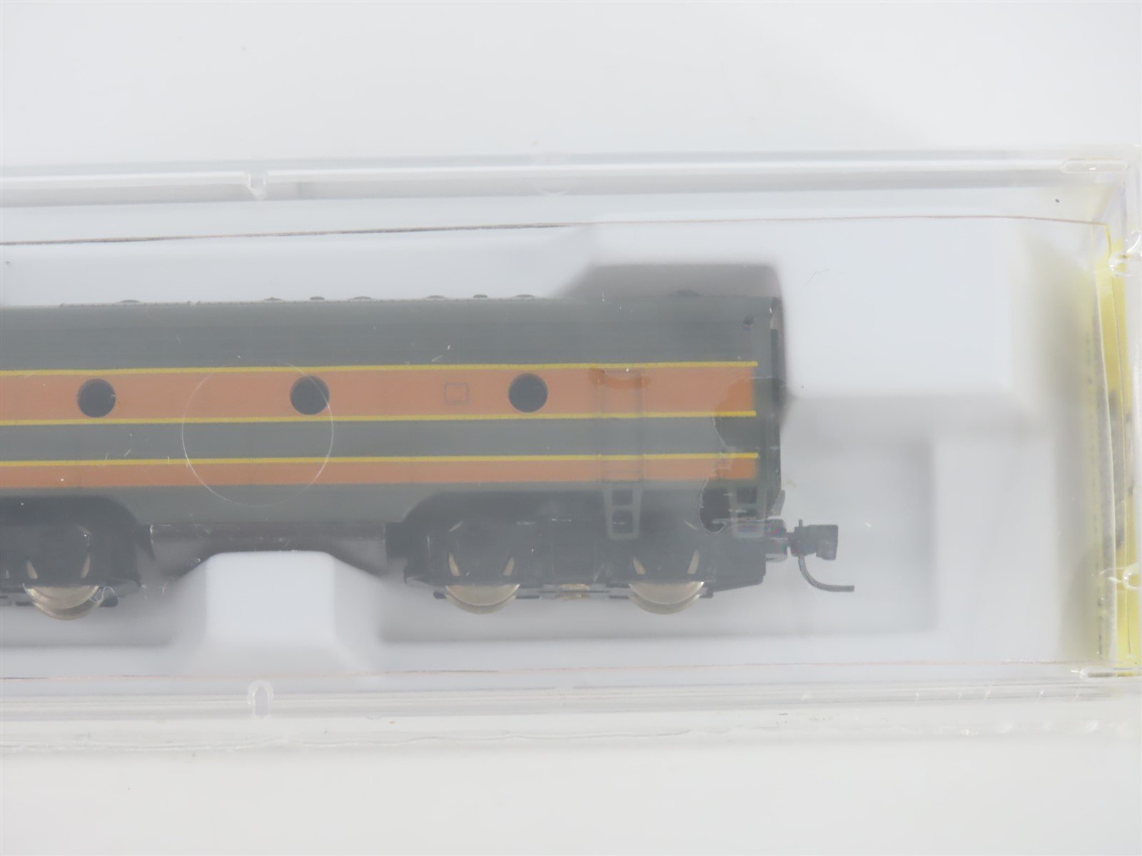 Z Micro-Trains MTL 17008-2 GN Great Northern F7B Diesel Loco Sealed/UNPOWERED