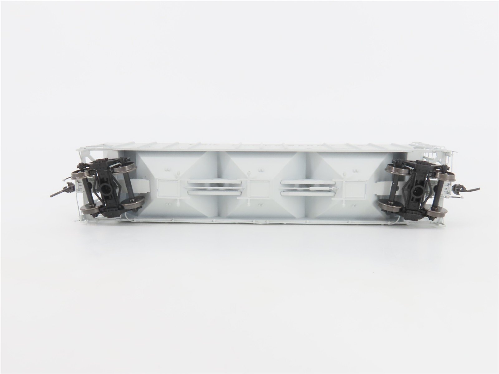 HO Scale ExactRail Platinum EP-80174-2 EL Erie Lackawanna 3-Bay Hopper #20056