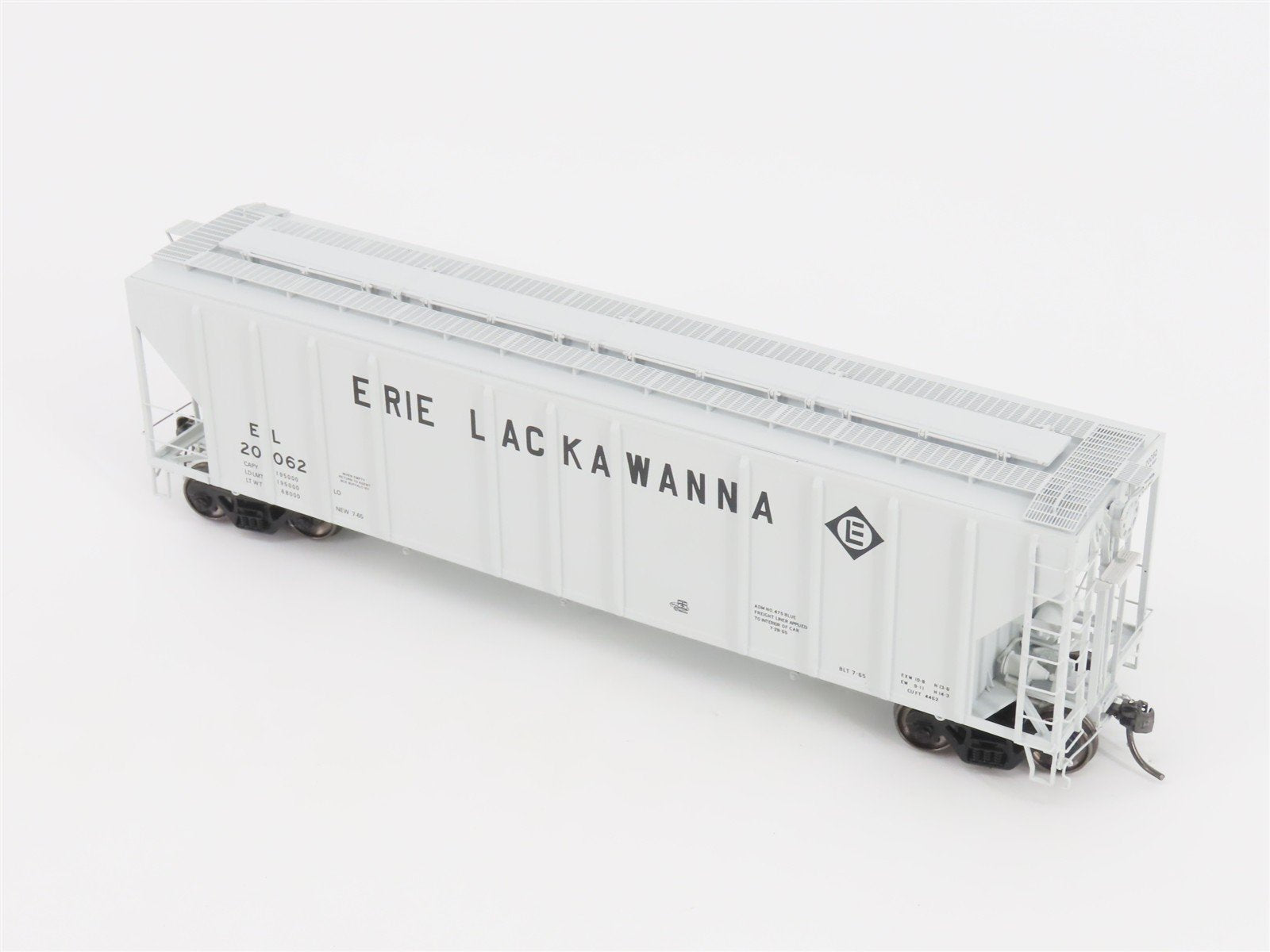 HO Scale ExactRail Platinum EP-80174-5 EL Erie Lackawanna 3-Bay Hopper #20062