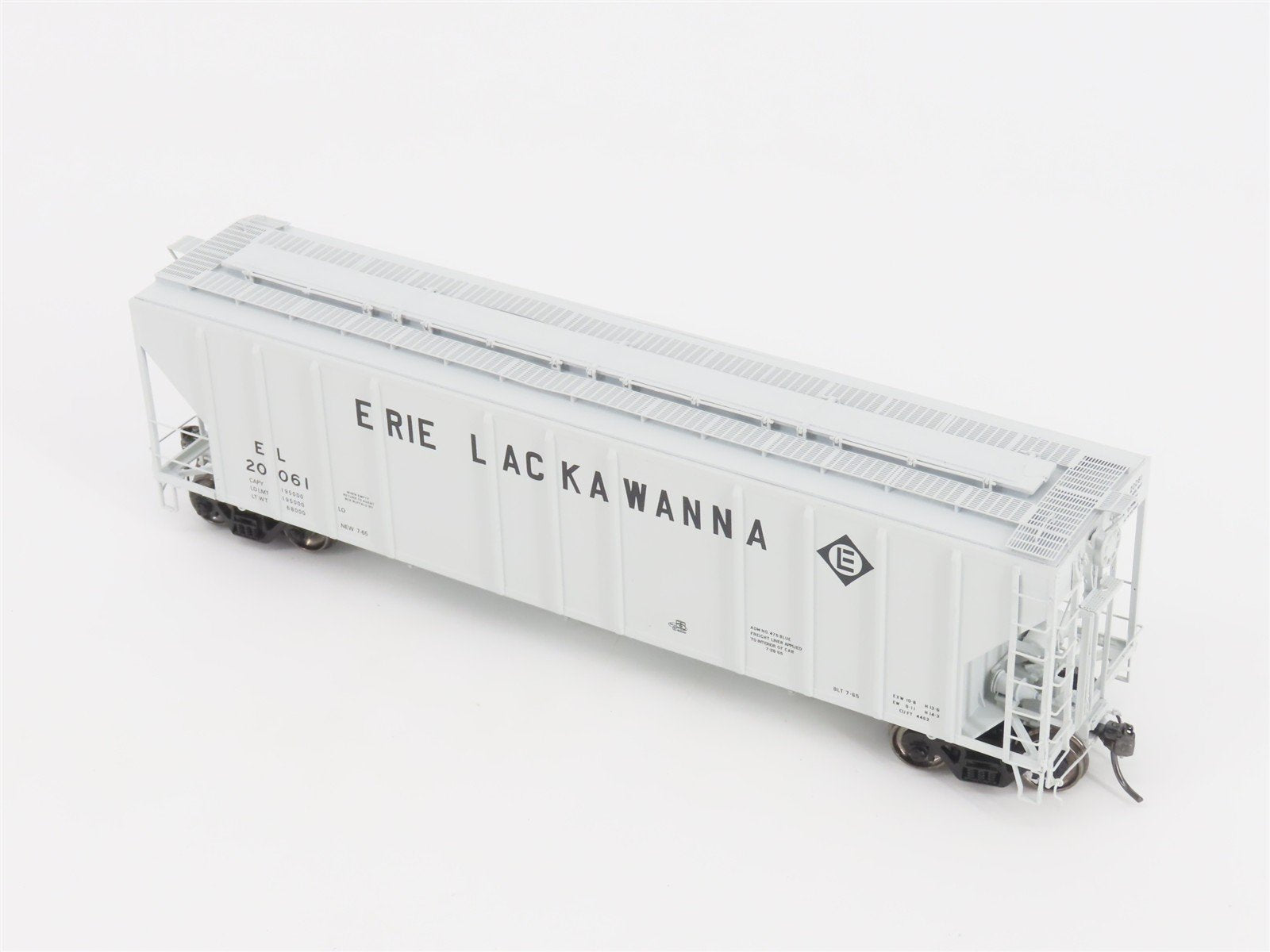 HO Scale ExactRail Platinum EP-80174-4 EL Erie Lackawanna 3-Bay Hopper #20061