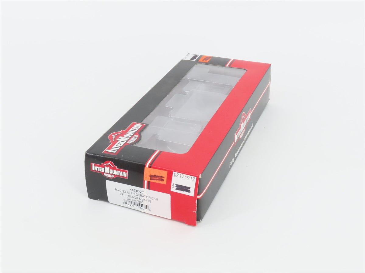 HO Scale InterMountain 45532-28* SP UP PFE Pacific Fruit Express Reefer #6861