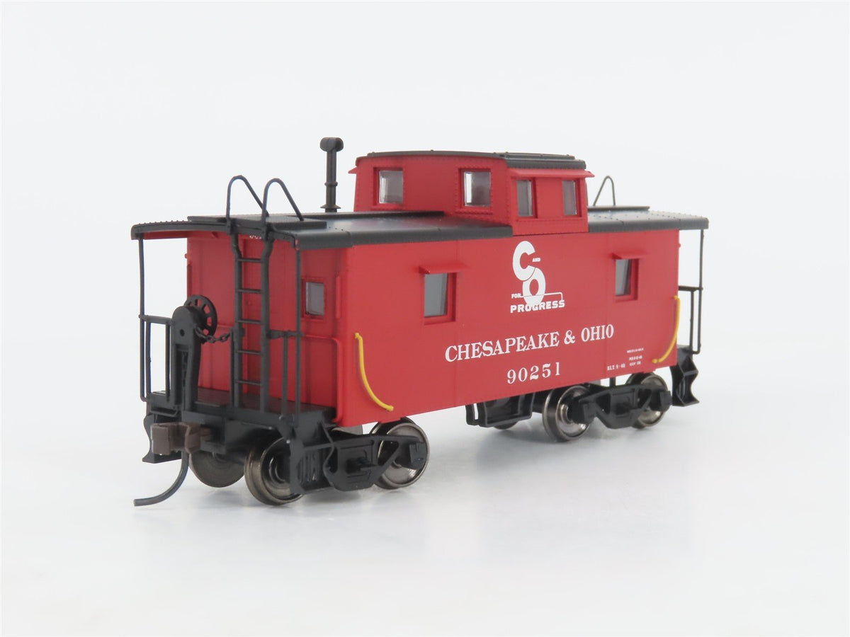 HO Scale Atlas Trainman 20003012 C&amp;O Chesapeake &amp; Ohio Cupola Caboose #90251