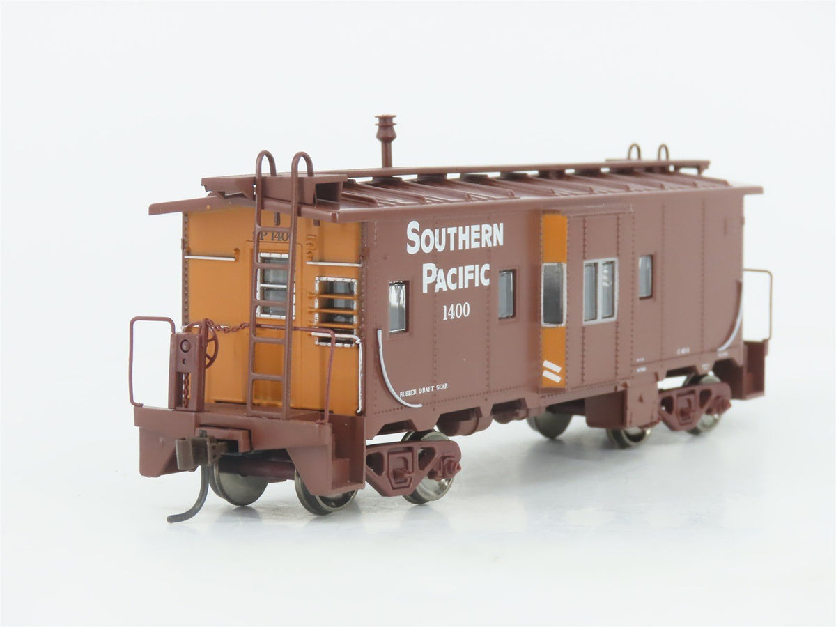 HO Scale Athearn 74696 SP Southern Pacific Railroad Bay Window Caboose #1400