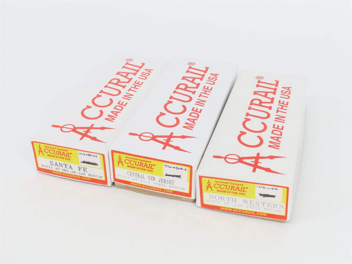 LOT of 3 HO Scale Accurail Kits CNJ/CNW/ATSF 40&#39; Box Cars