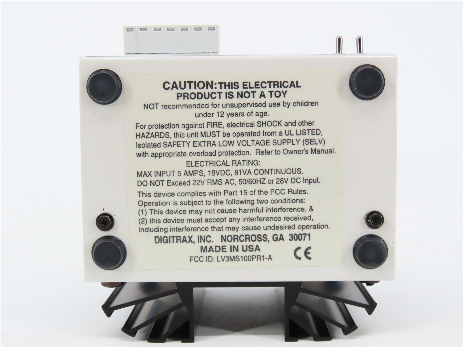 Digitrax Super Chief Radio Equipped DCC Starter Set