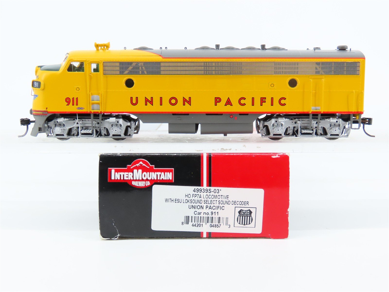 HO InterMountain 49939S-03 UP Union Pacific EMD FP7A Diesel #911 w/ DCC & Sound