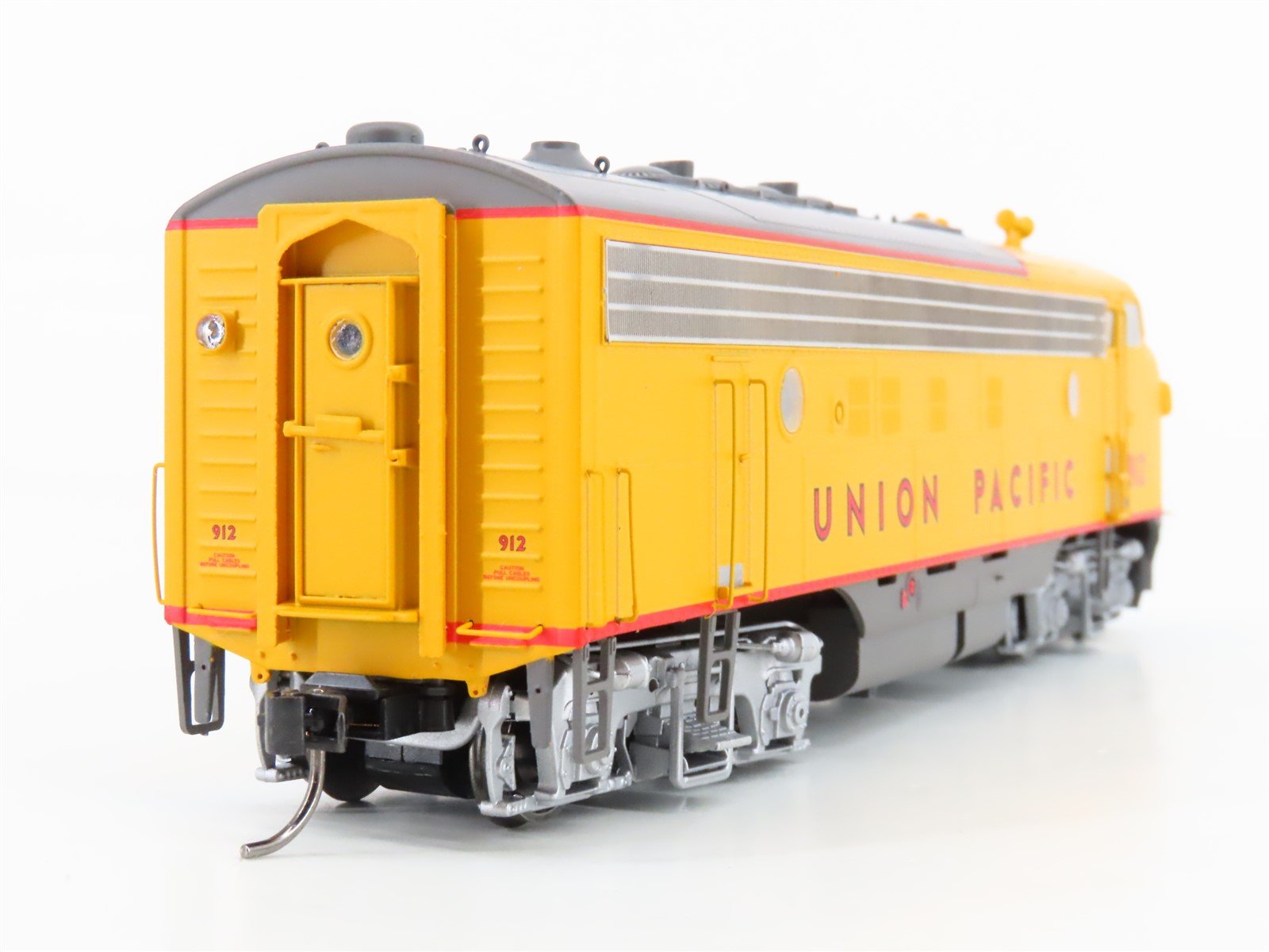 HO InterMountain 49939S-04 UP Union Pacific EMD FP7A Diesel #912 w/ DCC & Sound