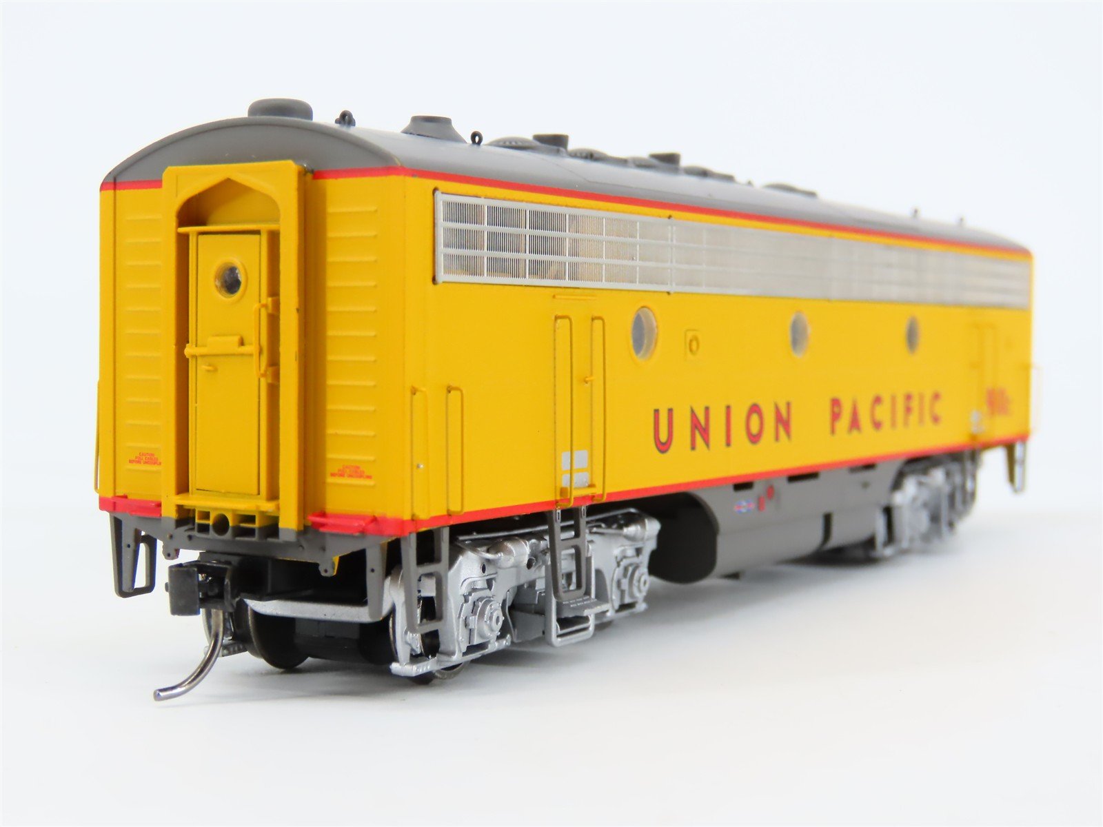 HO InterMountain 49539S-06 UP Union Pacific EMD F7B Diesel #910C w/ DCC & Sound