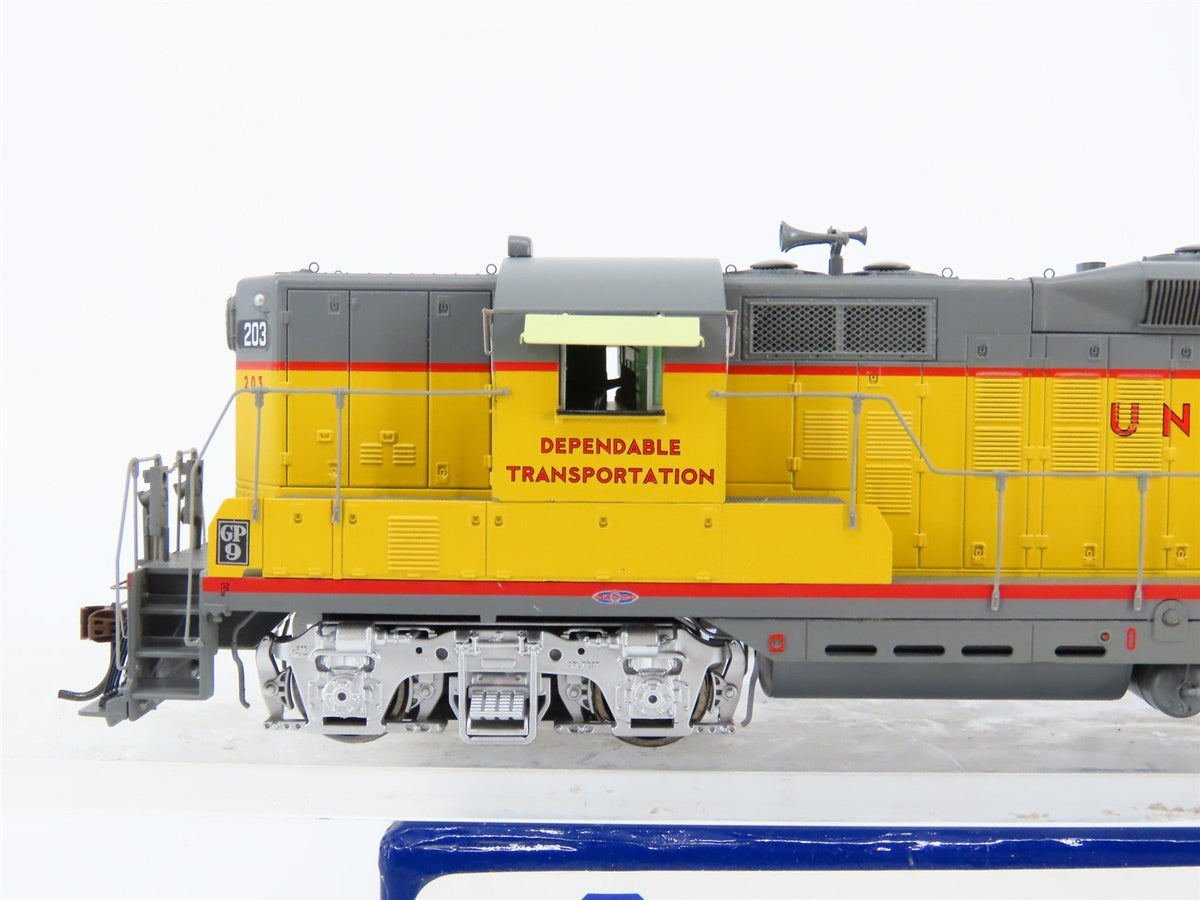 HO Athearn Genesis G62909 UP Union Pacific GP9 Ph. I Diesel #203 w/ DCC &amp; Sound