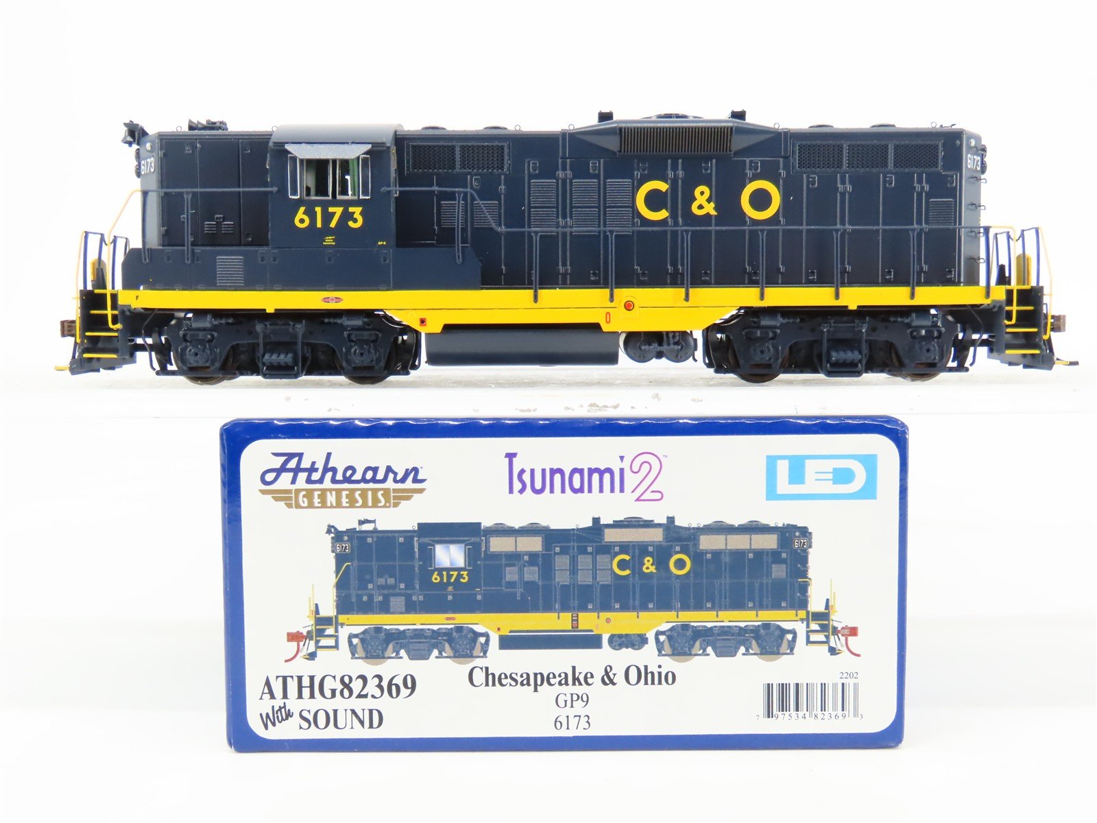 HO Scale Athearn Genesis ATHG82369 C&O EMD GP9 Diesel #6173 w/ DCC & Sound