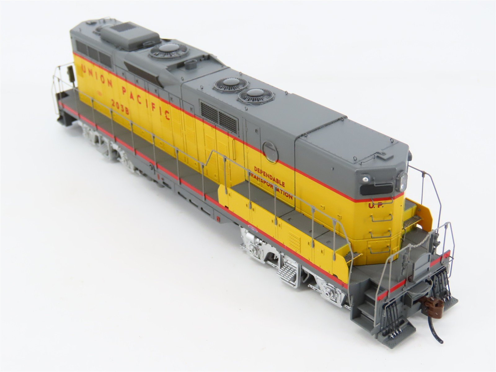 HO Athearn Genesis G62911 UP Union Pacific GP9B Ph. I Diesel #203B w/DCC & Sound