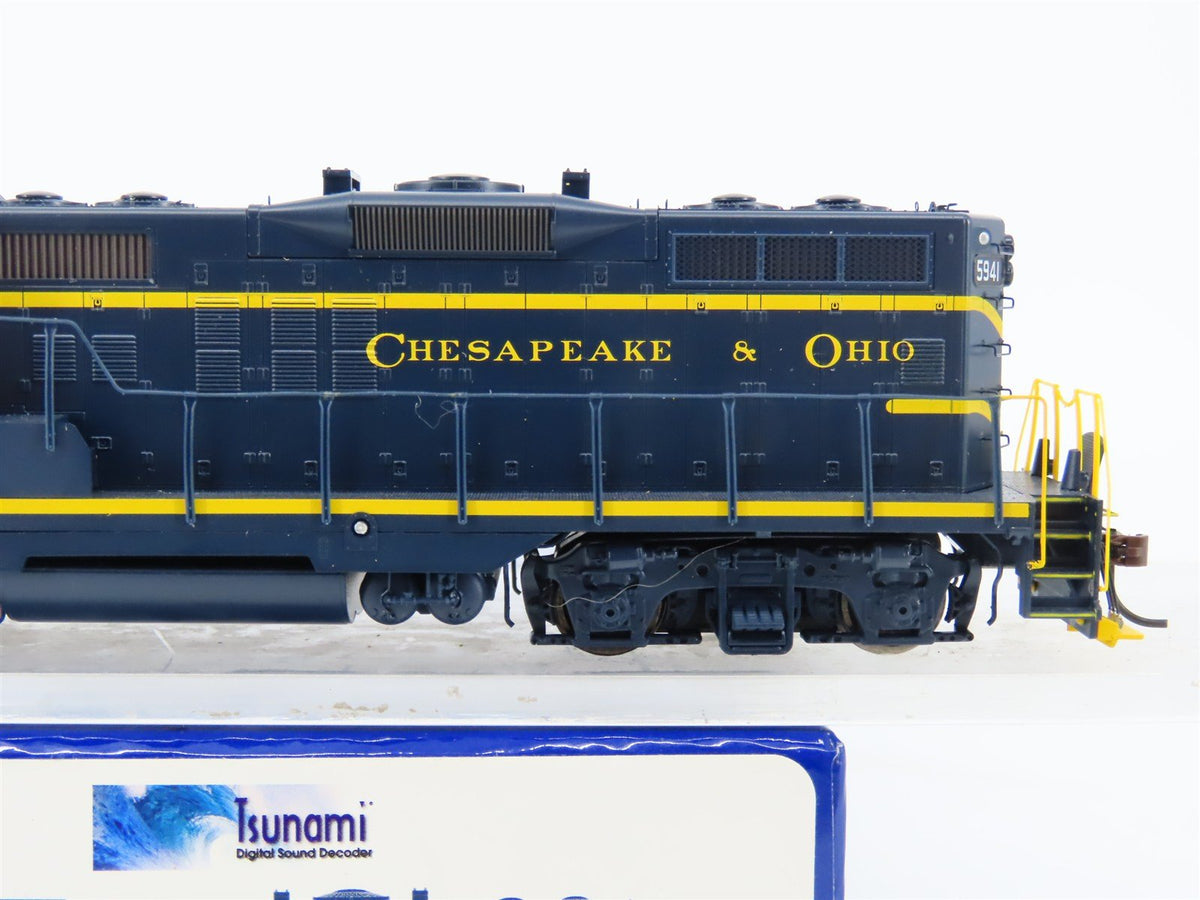 HO Athearn Genesis G62651 C&amp;O Chesapeake &amp; Ohio GP9 Diesel #5941 w/ DCC &amp; Sound