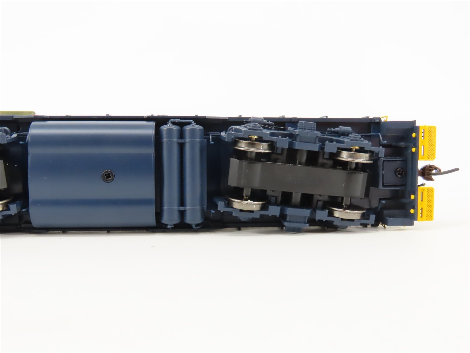 HO Athearn Genesis G62651 C&O Chesapeake & Ohio GP9 Diesel #5941 w/ DCC & Sound