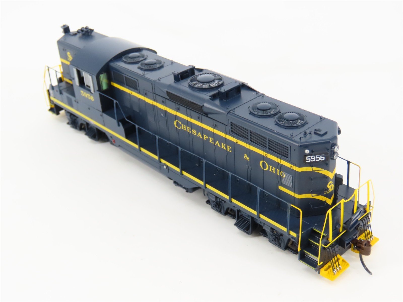 HO Athearn Genesis G62652 C&O Chesapeake & Ohio GP9 Diesel #5956 w/ DCC & Sound