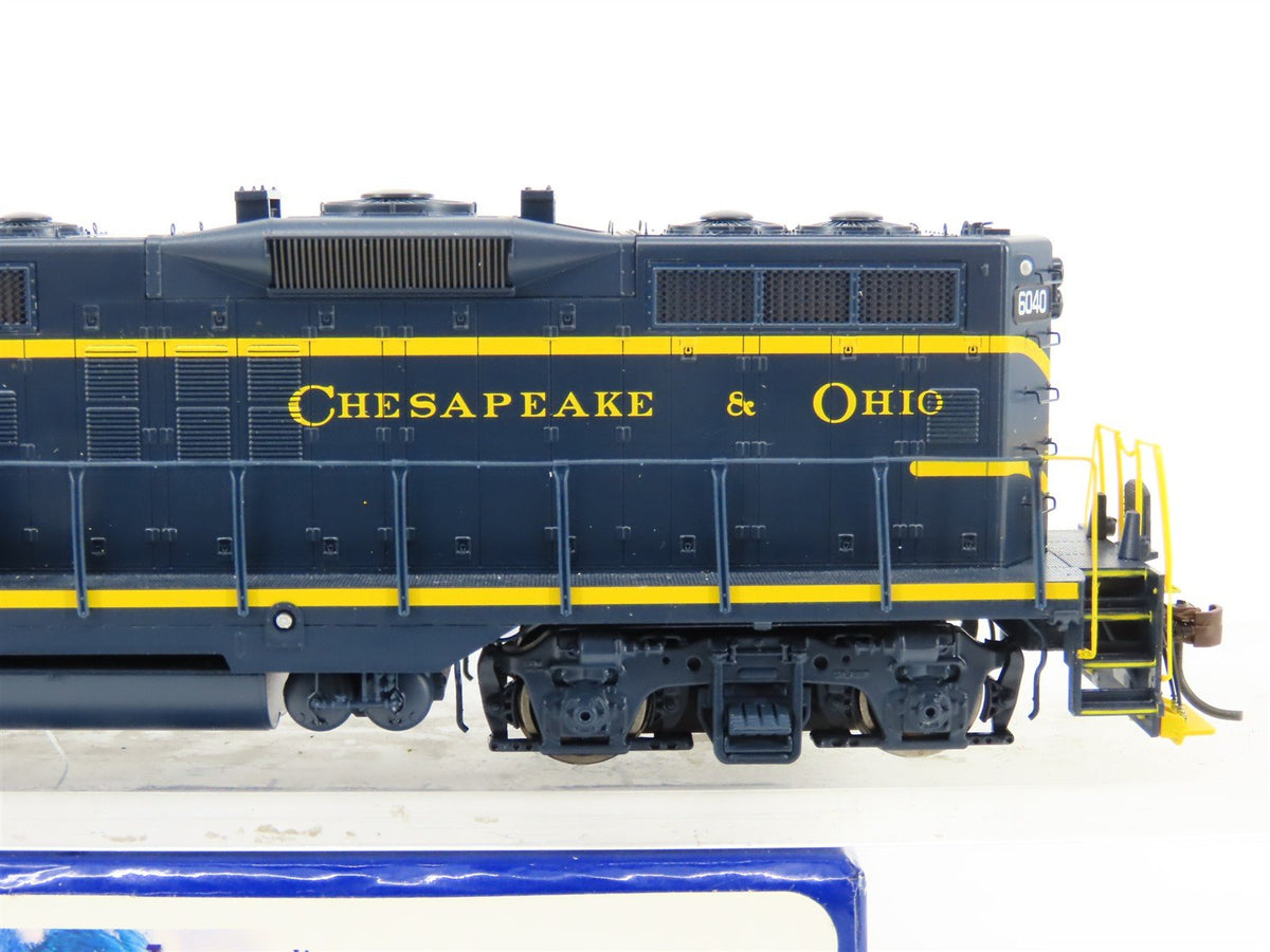 HO Athearn Genesis G62654 C&amp;O Chesapeake &amp; Ohio GP9 Diesel #6040 w/ DCC &amp; Sound