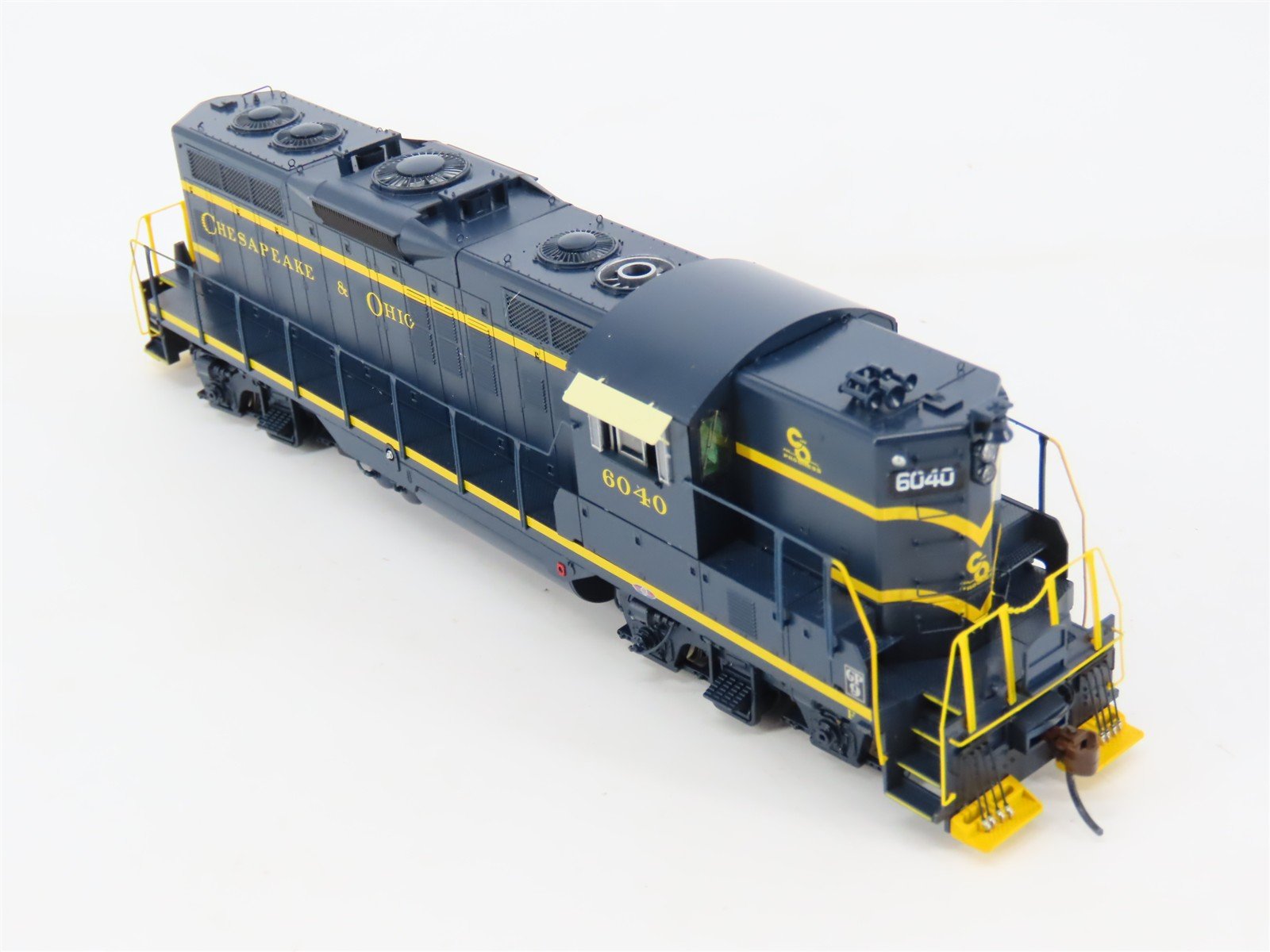 HO Athearn Genesis G62654 C&O Chesapeake & Ohio GP9 Diesel #6040 w/ DCC & Sound