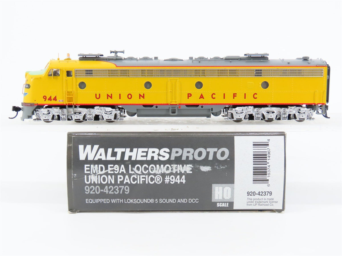 HO Walthers Proto 920-42379 UP Union Pacific EMD E9A Diesel #944 w/ DCC &amp; Sound