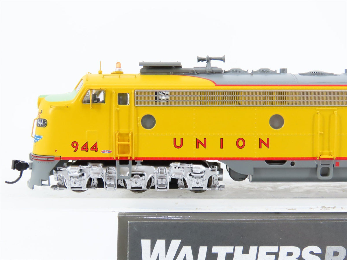 HO Walthers Proto 920-42379 UP Union Pacific EMD E9A Diesel #944 w/ DCC &amp; Sound
