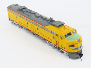 HO Walthers Proto 920-42379 UP Union Pacific EMD E9A Diesel #944 w/ DCC & Sound