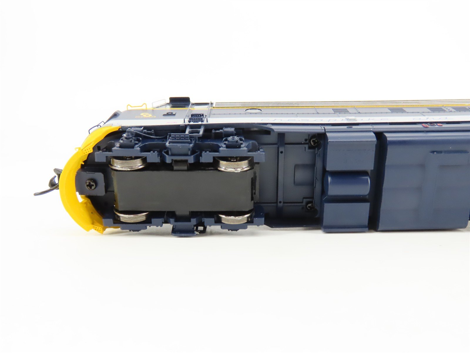 HO Walthers Proto 920-42548 C&O Chesapeake & Ohio FP7 Diesel #8008 w/DCC & Sound