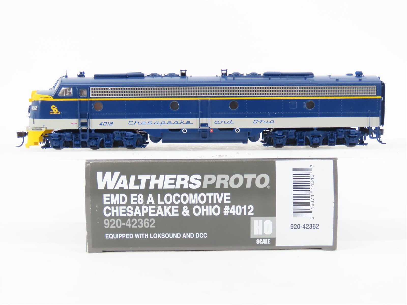 HO Walthers Proto 920-42362 C&O Chesapeake & Ohio E8A Diesel #4012 w/DCC & Sound