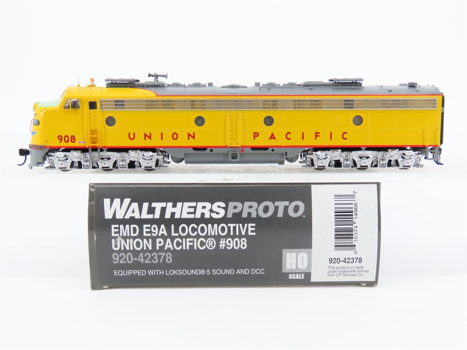 HO Walthers Proto 920-42378 UP Union Pacific EMD E9A Diesel #908 w/ DCC & Sound