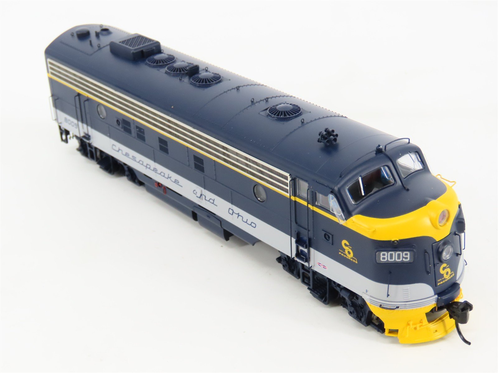 HO Walthers Proto C&O Chesapeake & Ohio EMD FP7 Diesel #8009 w/DCC & Sound