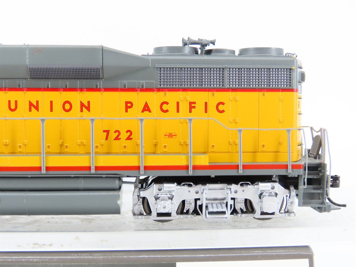 HO Walthers Proto 920-41866 UP Union Pacific EMD GP30 Diesel #722 w/ DCC &amp; Sound