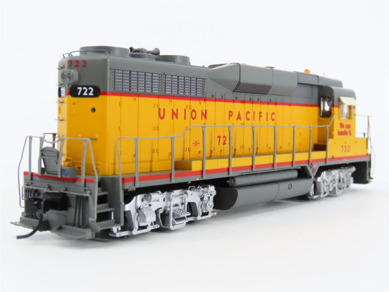 HO Walthers Proto 920-41866 UP Union Pacific EMD GP30 Diesel #722 w/ DCC & Sound