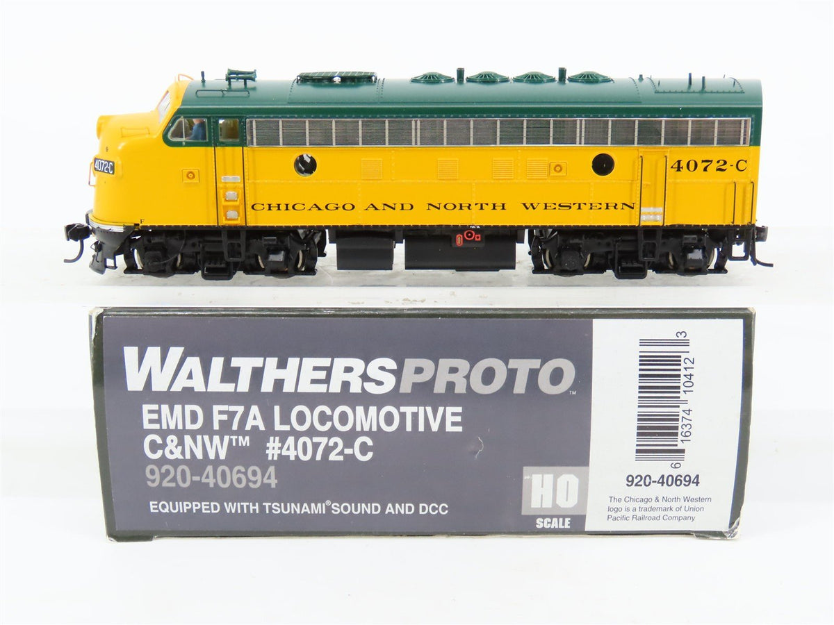 HO Scale Walthers Proto 920-40694 CNW EMD F7A Diesel #4072C w/ DCC &amp; Sound